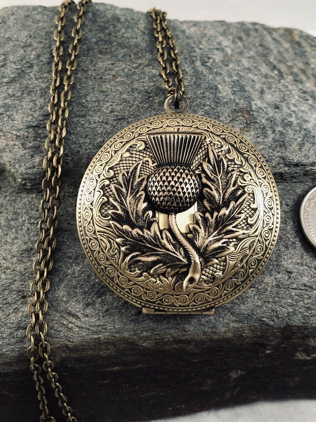 Thistle Vtg Locket Necklace Celtic Scotland Scottish - Memory Keepsakes Pill Box